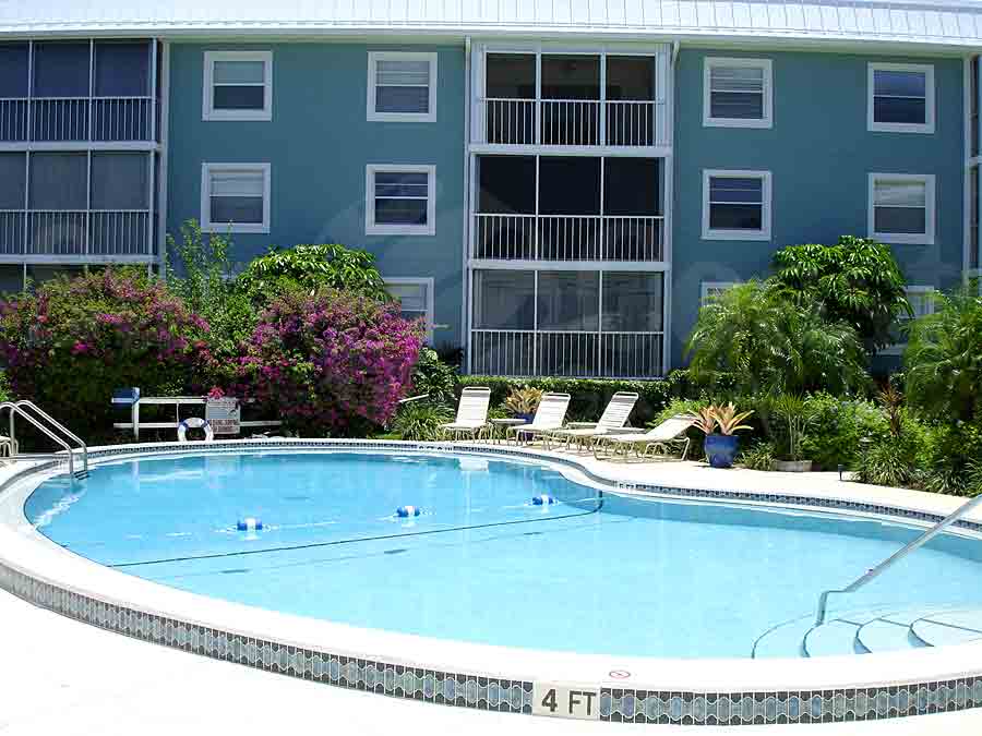 Four Winds Community Pool and Sun Deck Furnishings